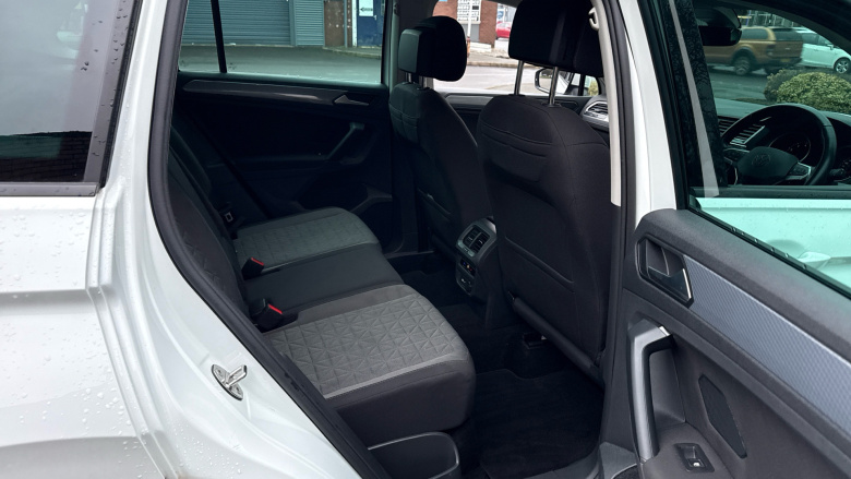 Volkswagen Tiguan 1.5 TSI Life 5dr Petrol Estate